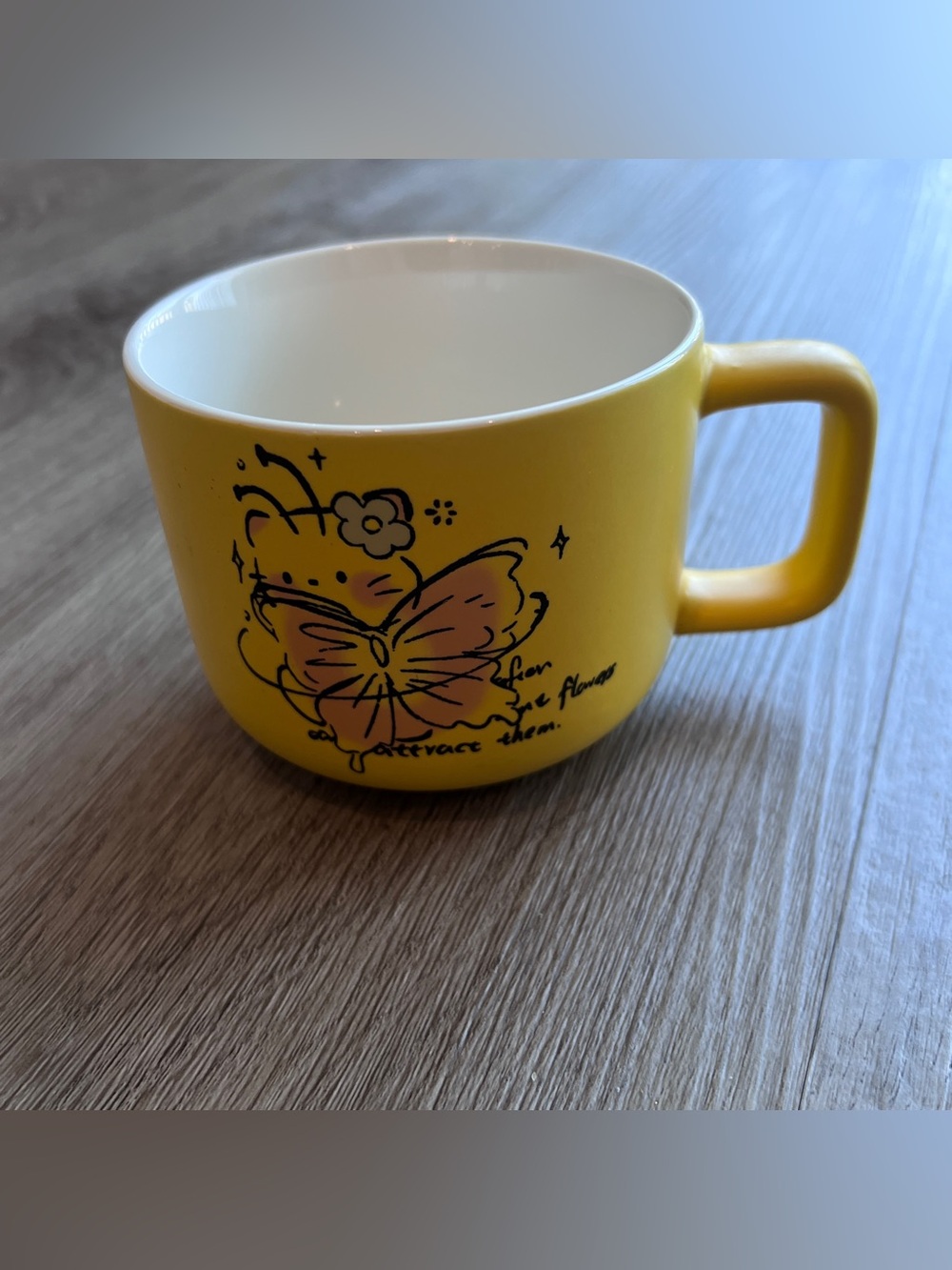 Yellow Ceramic Wide Coffee Mug Butterfly, Cat & Flower Line Art White Interior